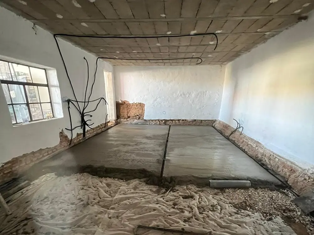Salón con barra